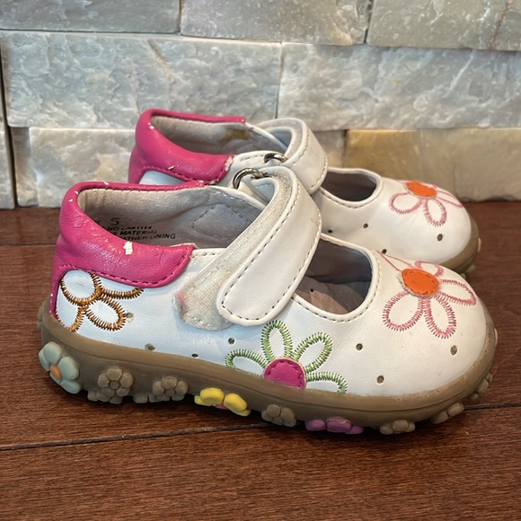 Laura Ashley Floral baby walking shoes - Picture 2 of 9